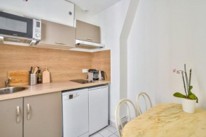 Cosy and bright apartment located in Paris 18